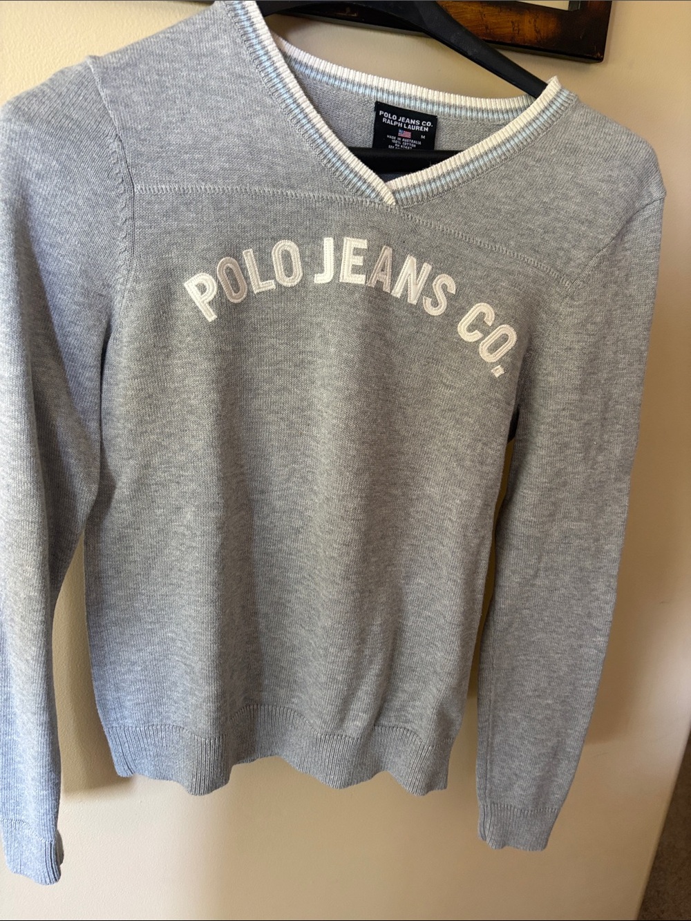 Women”s Gray V-Neck Sweater Ralph Lauren polo